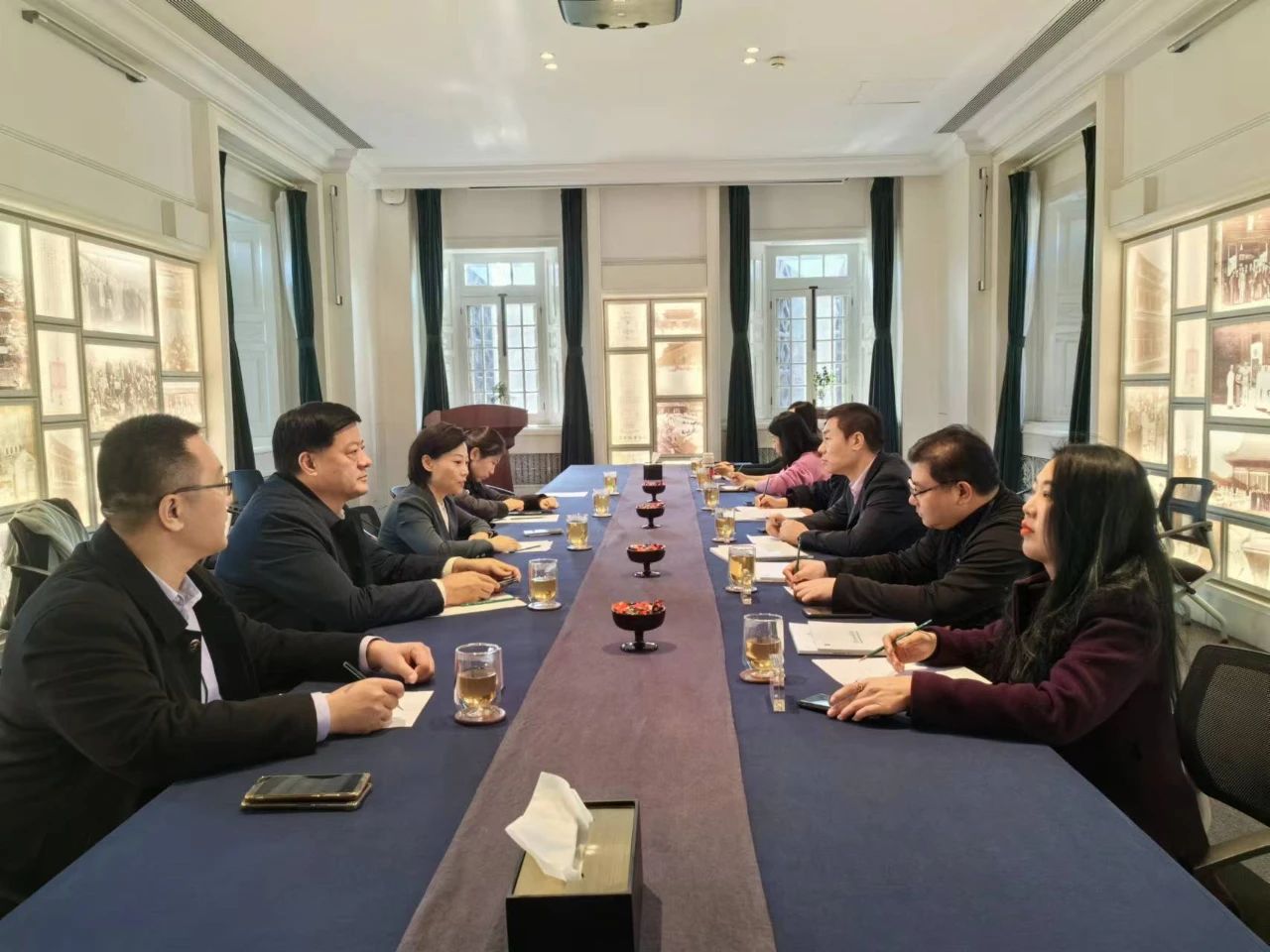 市委常委、宣傳部部長(zhǎng)董冰同志帶隊(duì)到北京故宮博物院考察