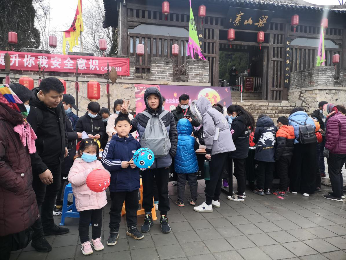 正月十五鬧元宵，梁山景區(qū)人氣高！
