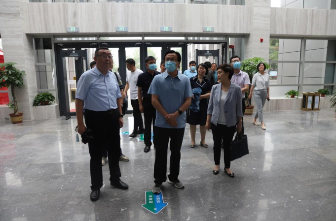 市委常委、宣傳部部長(zhǎng)任慶虎調(diào)研微山湖旅游區(qū)創(chuàng)建5A級(jí)旅游景區(qū)工作